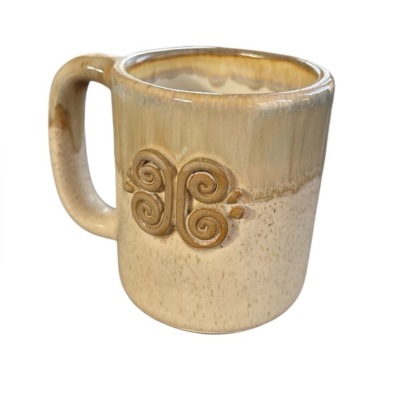 Coffee Mug Padilla Drip Glaze Beige Coffee Mug Ceramic - heavy cup. - Picture 5 of 5